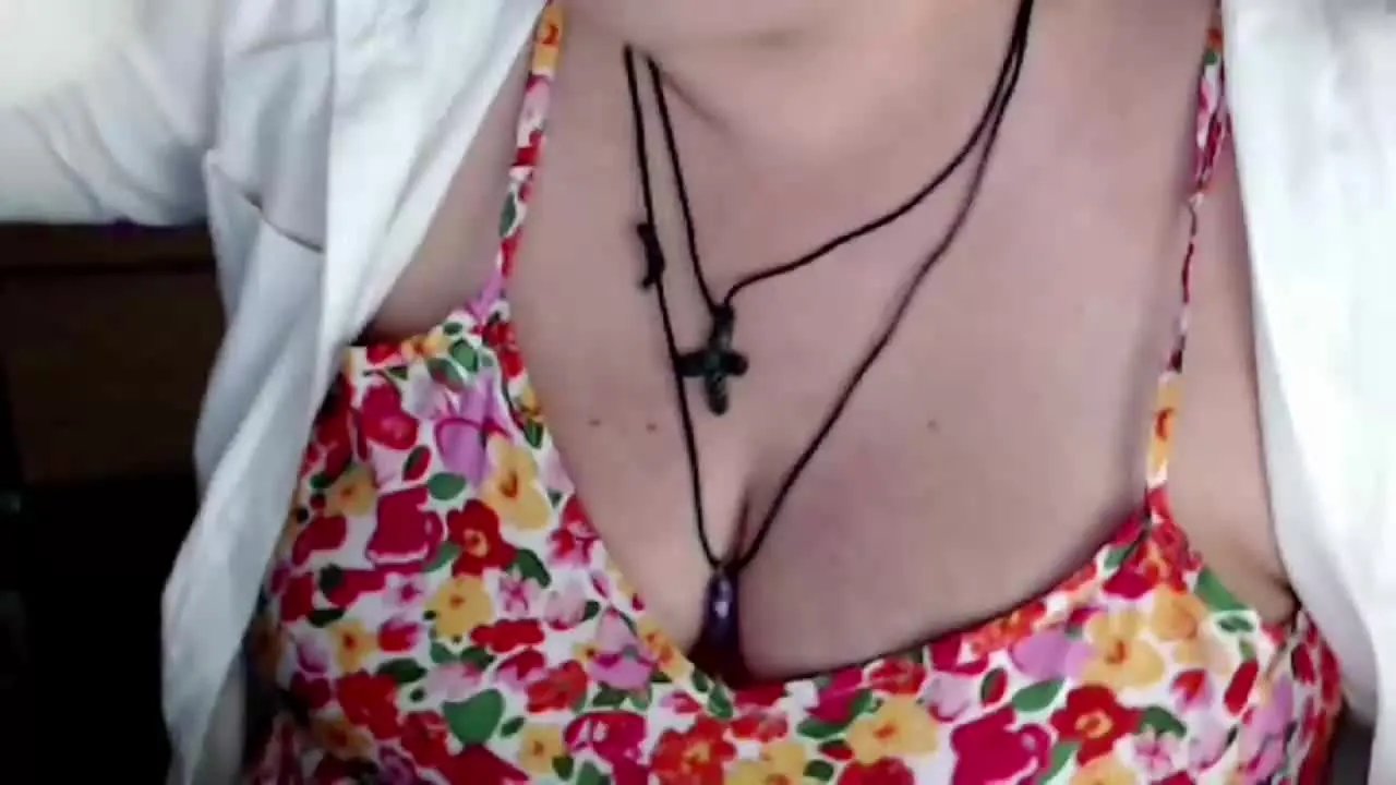 mayalove6969 on Streamray 