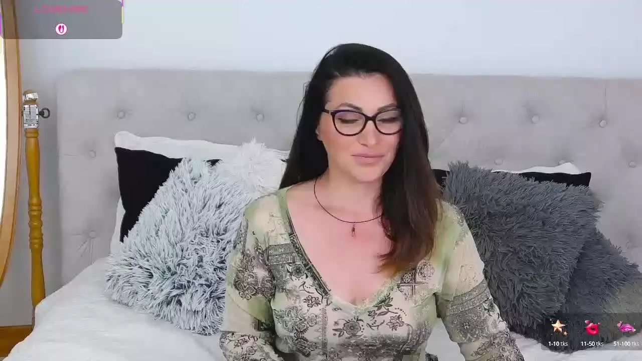 MissMaxine on Streamray 