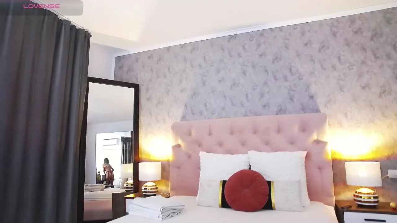 MissteriousMe on Streamray 