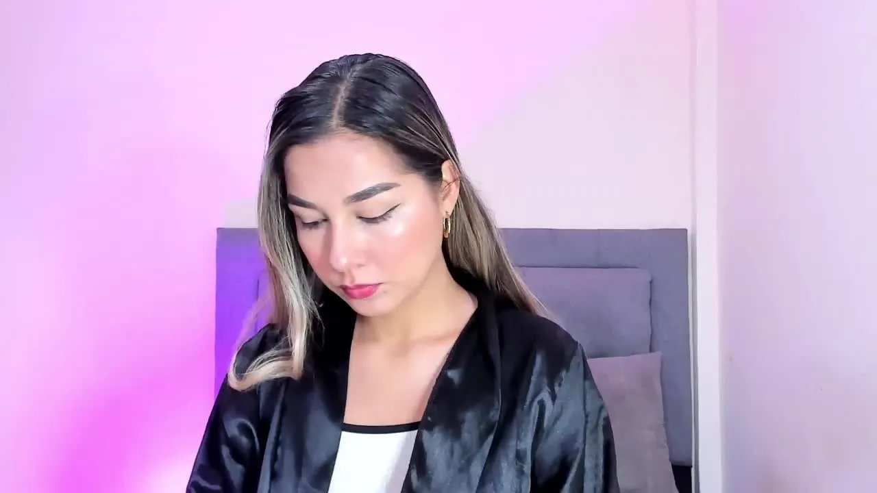 MollyParker on Streamray 