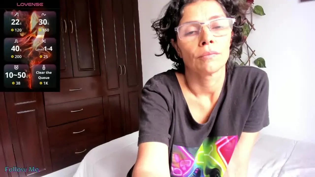 NancyTorresGu on Streamray 