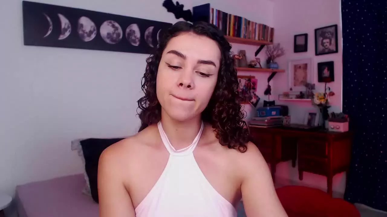 TinnyFoxxy on Streamray 