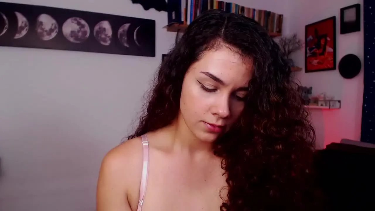 TinnyFoxxy on Streamray 